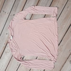 Universal Thread tee